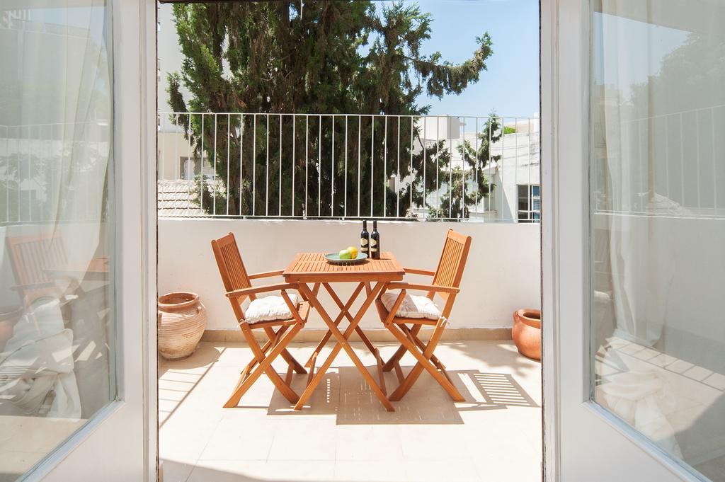 Charming 2Bd Apt W/ Balcony By Sea N' Rent Tel Aviv Pokoj fotografie